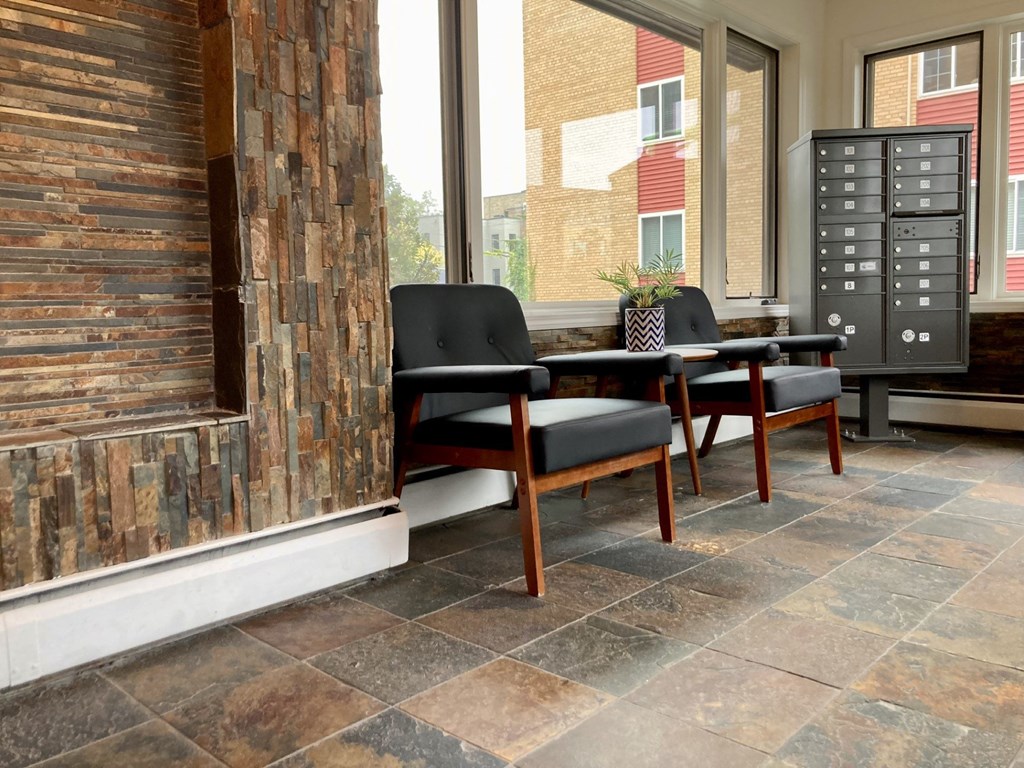 Dining Room at Cove at Linden Hills, Minnesota