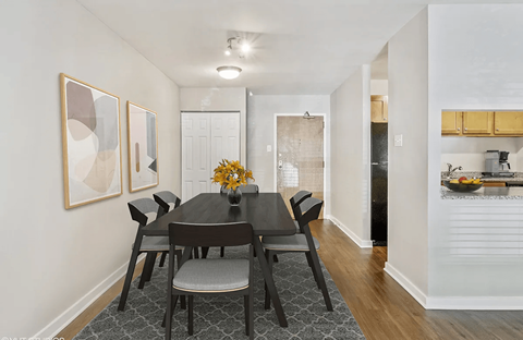 dining room with a table and chairs at Oak Park City, Illinois