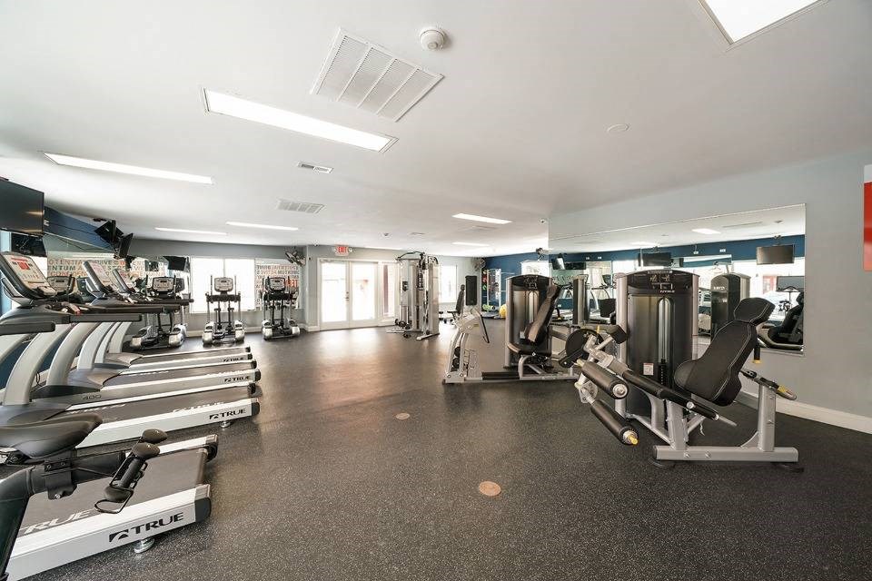 Fitness Center With Modern Equipment at Fifteen 98 Naperville, Naperville, Illinois