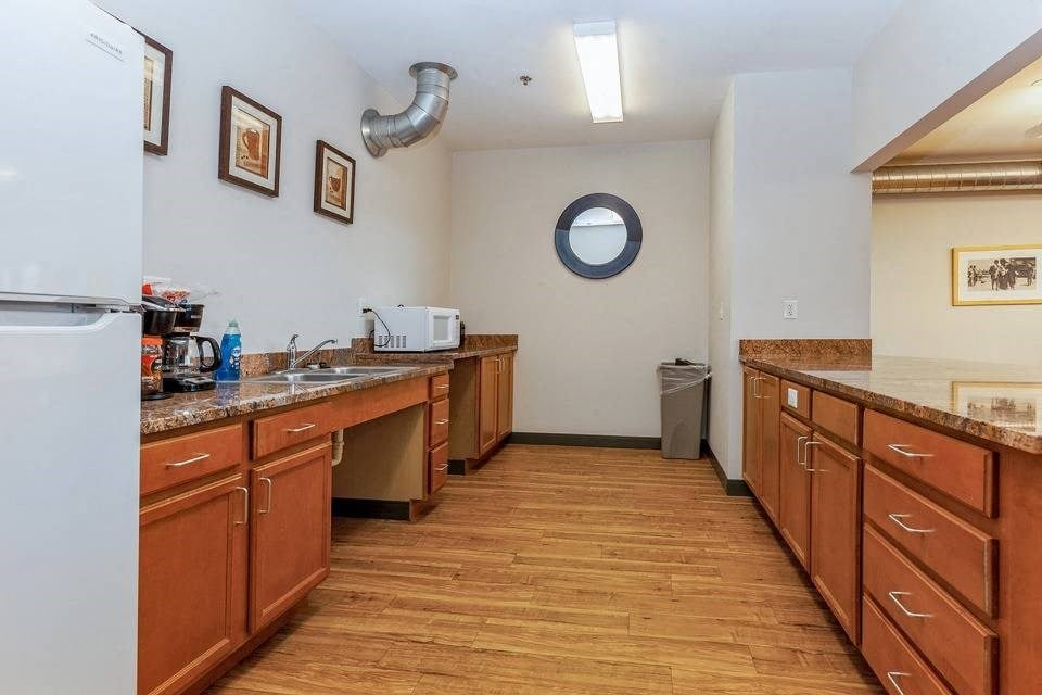 Fully Furnished Kitchen at Blue Ribbon Lofts, Milwaukee, WI