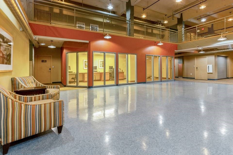 Lobby With Seating at Blue Ribbon Lofts, Milwaukee, 53205