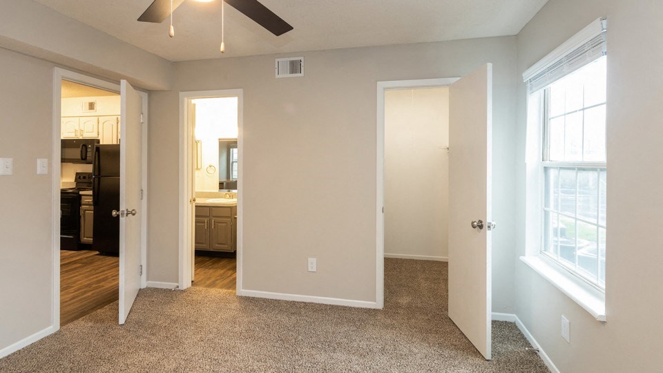Bedroom With Closet at ReNew Chesterfield, Chesterfield, MO