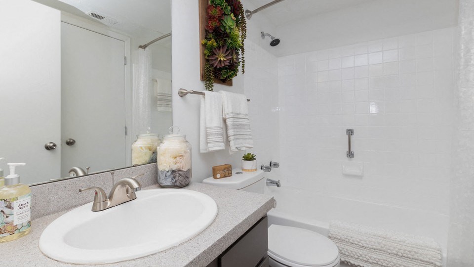 Luxurious Bathroom at ReNew Chesterfield, Chesterfield, 63017