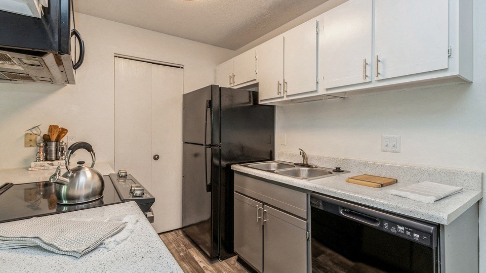Fully Equipped Kitchen at ReNew Cross Creek, Missouri