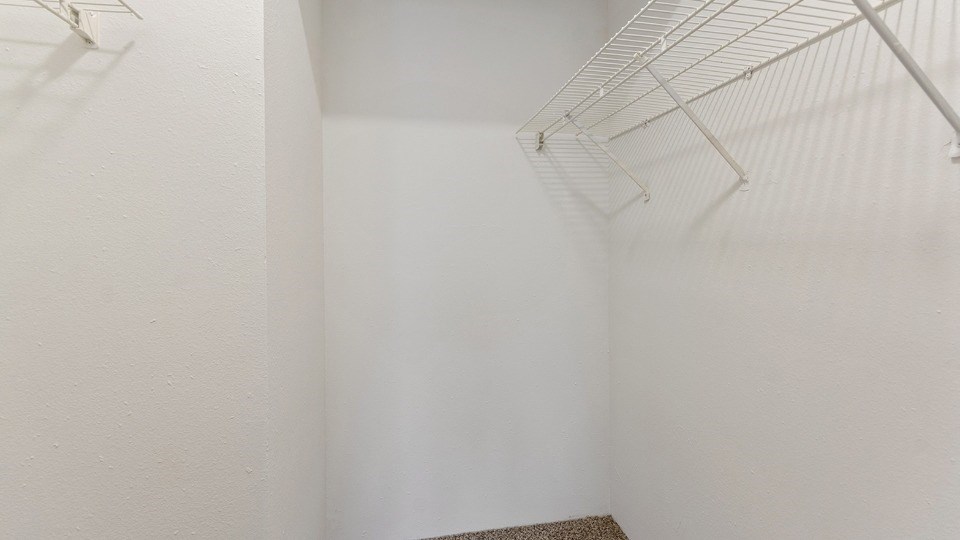 Large Closet at ReNew Cross Creek, St. Louis, MO, 63125