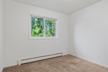 11408 Heritage Court 1-2 Beds Apartment for Rent - Photo Gallery 4