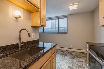 4261 & 4271 Sheridan Ave South Studio-2 Beds Apartment for Rent - Photo Gallery 14