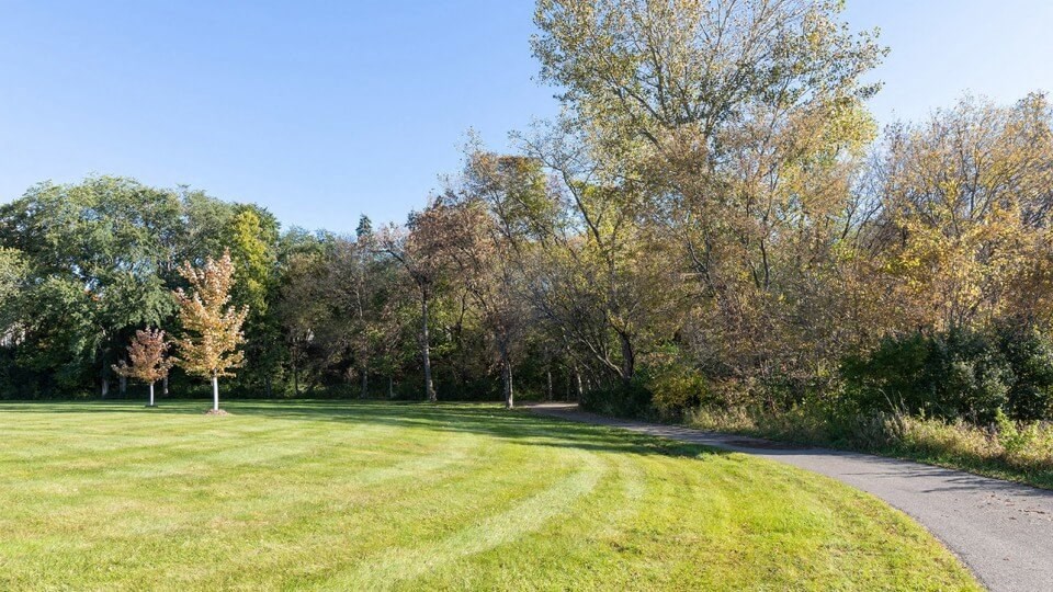 Lush Green Landscaping at ReNew at Neill Lake, Minnesota