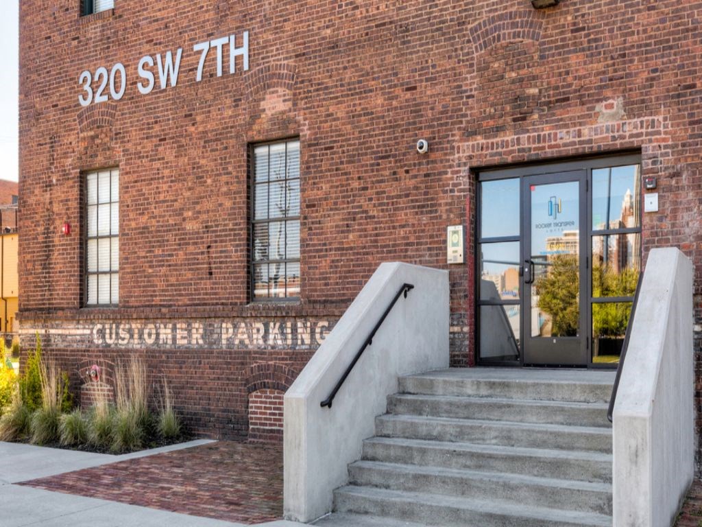 Entry at Rocket Transfer Lofts, Des Moines, Iowa
