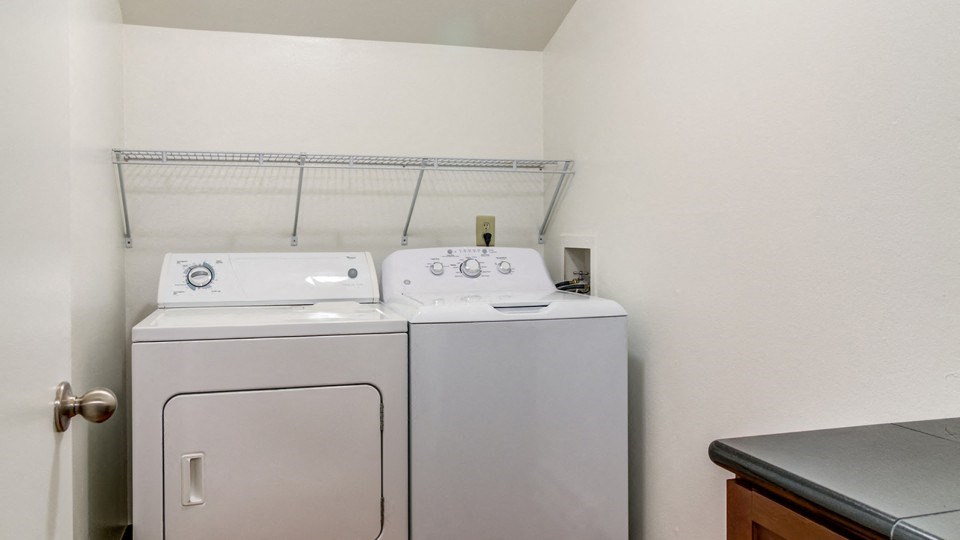 Washer Dryer at The Bluffs at Mountain Park, Oregon