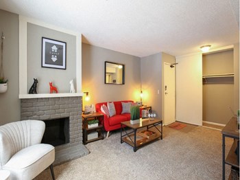14030 Chestnut Drive Studio-3 Beds Apartment for Rent - Photo Gallery 2