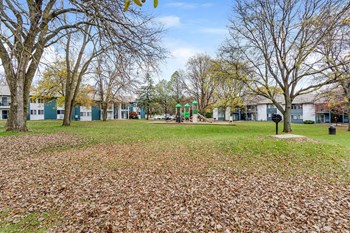 6723 Schroeder Road 1-3 Beds Apartment for Rent - Photo Gallery 2