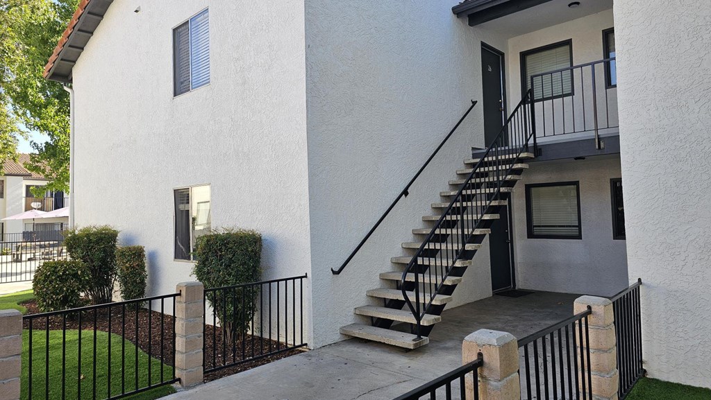 Staircase View at Alturas Paso Robles Apartment Homes, Paso Robles, CA
