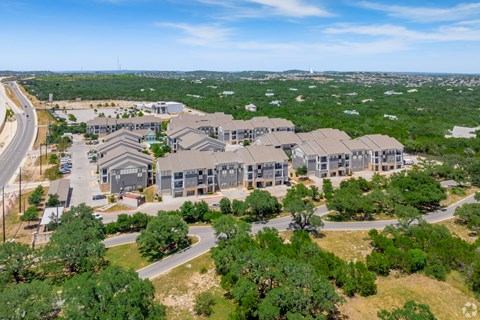 An aerial view of the entire apartment community Encore 281