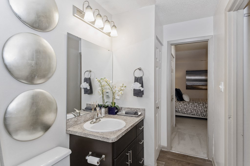 Canopy at Baybrook - Bathroom