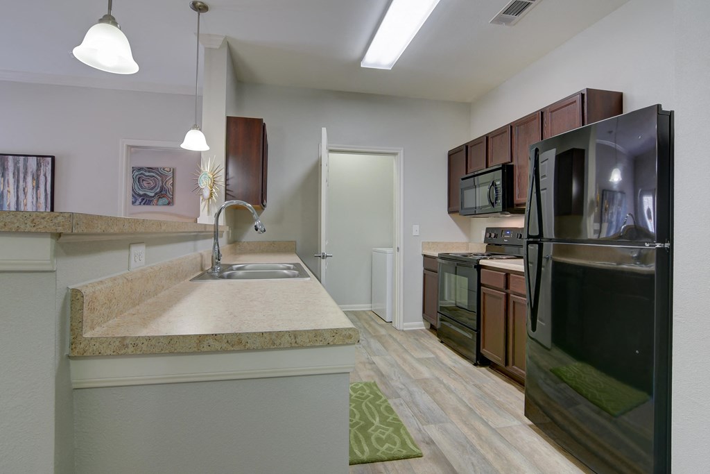 heights at converse apartments inside kitchen view