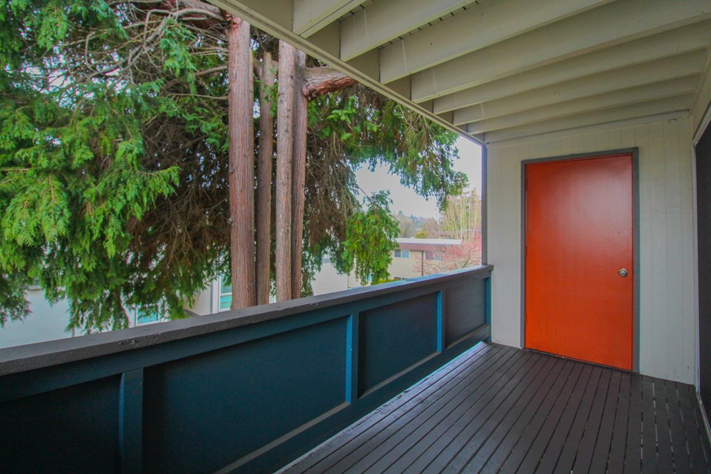 Outdoor private balcony at Foster Creek apartments