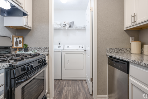 1600 Tibarron Pkwy SE 1-2 Beds Apartment for Rent