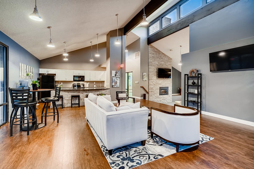 Vistas at Plum Creek | Castle Rock Apartments | Clubhouse