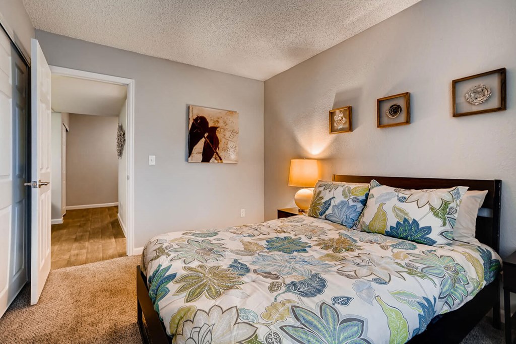 Vistas at Plum Creek | Castle Rock Apartments | Bedroom