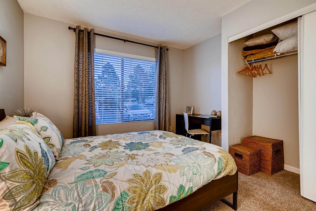 Vistas at Plum Creek | Castle Rock Apartments | Bedroom