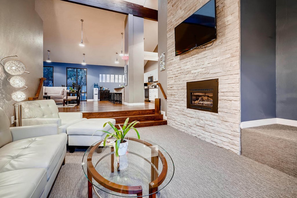 Vistas at Plum Creek | Castle Rock Apartments | Clubhouse