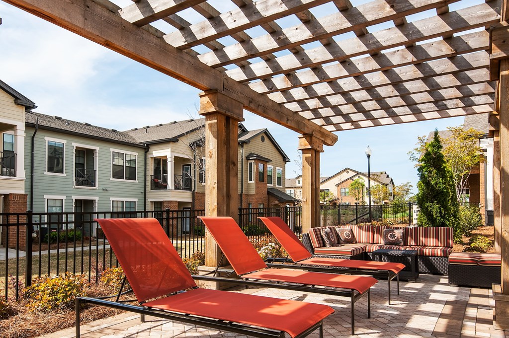 Tapestry hollingsworth Park pool lounge chairs