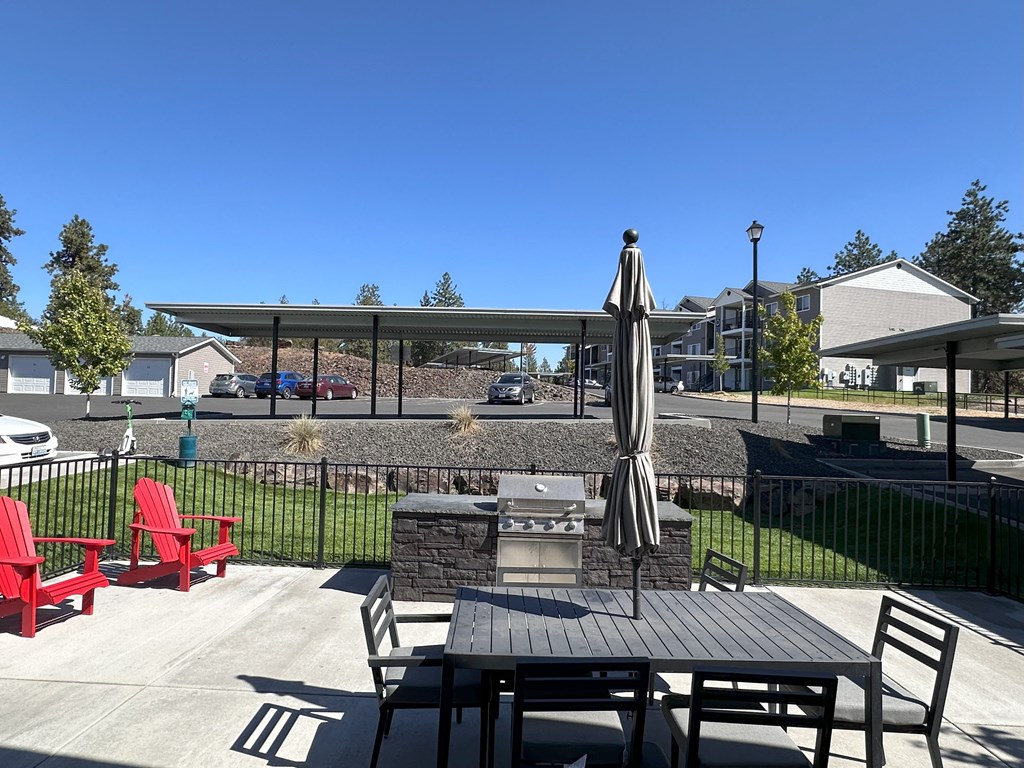 BBQ & Community Patio