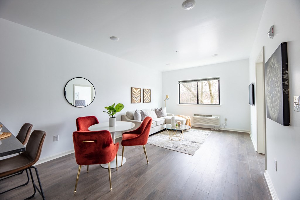 1 Bedroom + Den