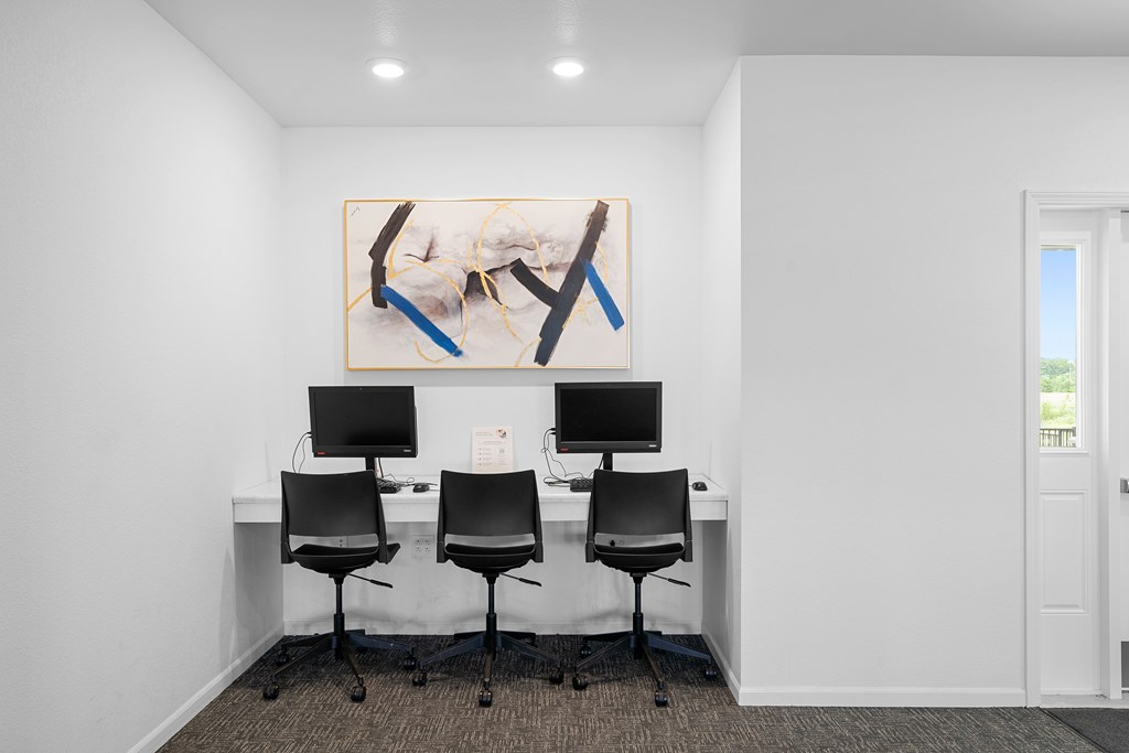 Work Desk at Union at the Loop, Lawrence, KS, 66046