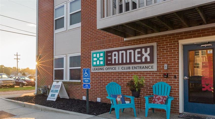 The Annex Of Vincennes