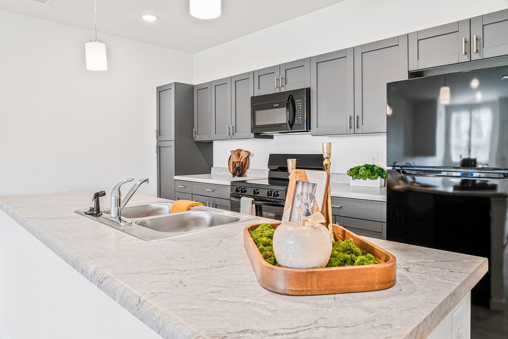 Granite Countertop at Union at Oak Grove, Howell, MI