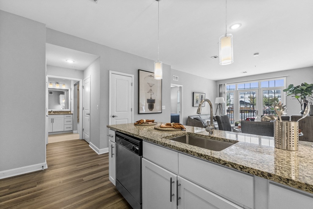 Kitchen Sink at Harbor Pointe, Bayonne