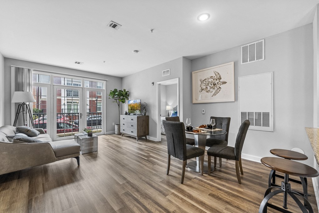 Dining And Living at Harbor Pointe, Bayonne, New Jersey