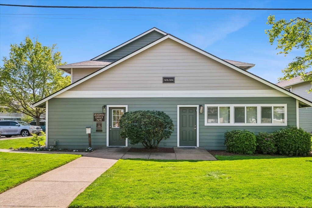 Bristol Court Exterior