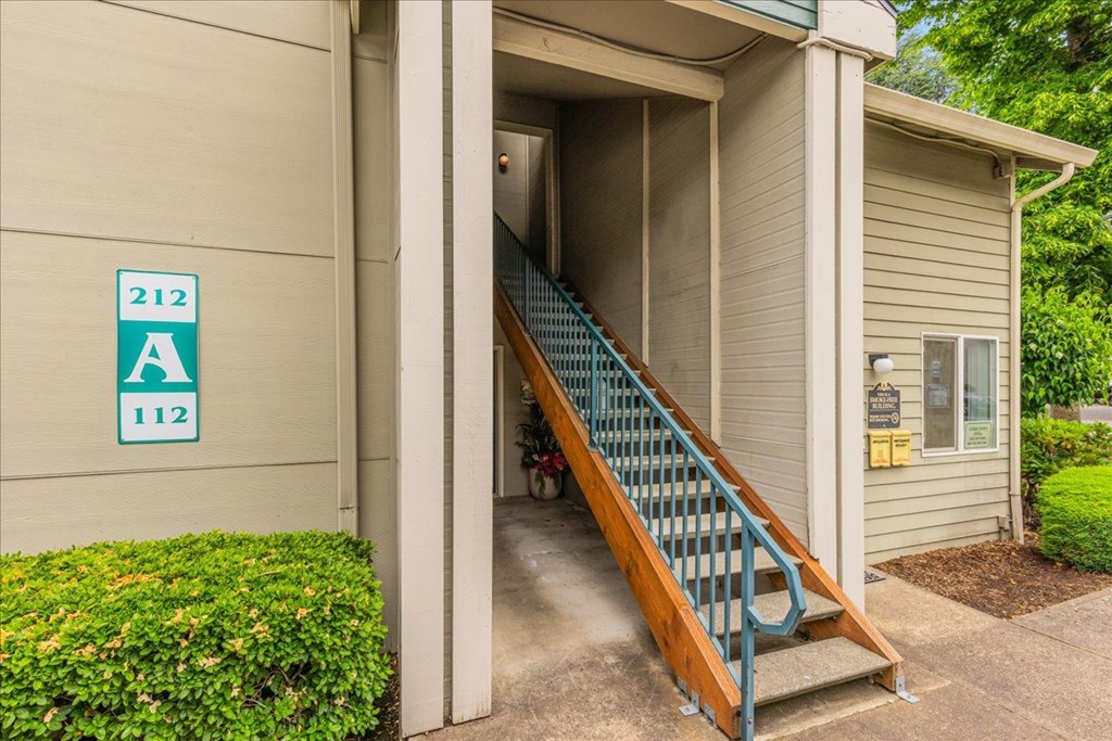 Cedar Grove Apartments Staircase