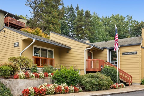 Fairmount Park Apartments - Salem, Oregon