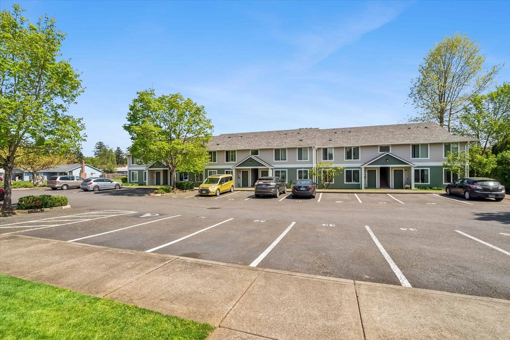 Bristol Court Parking Lot