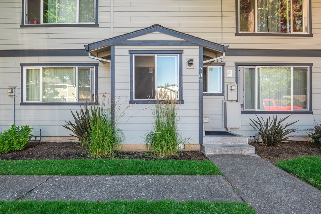 Country Meadows Estate Building Exterior