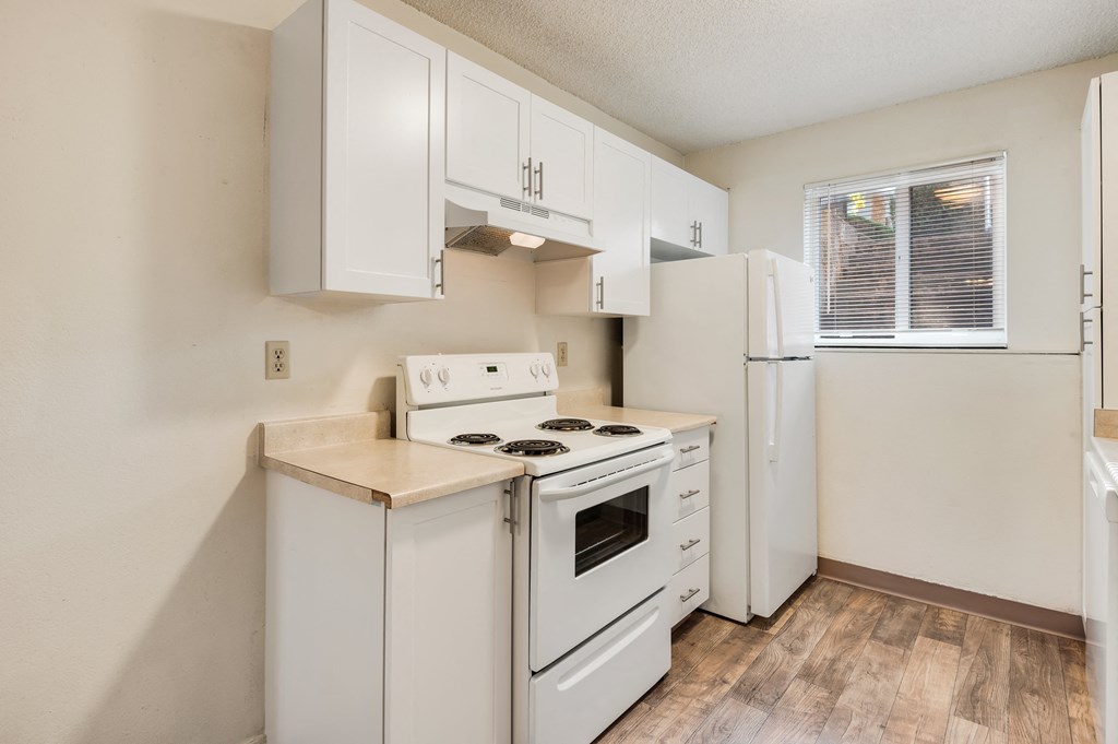 Quail Ridge Apartments Kitchen