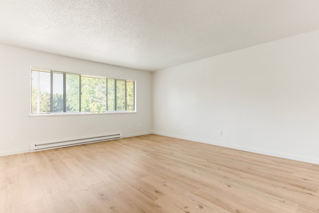 West Royal Apartments Bedroom