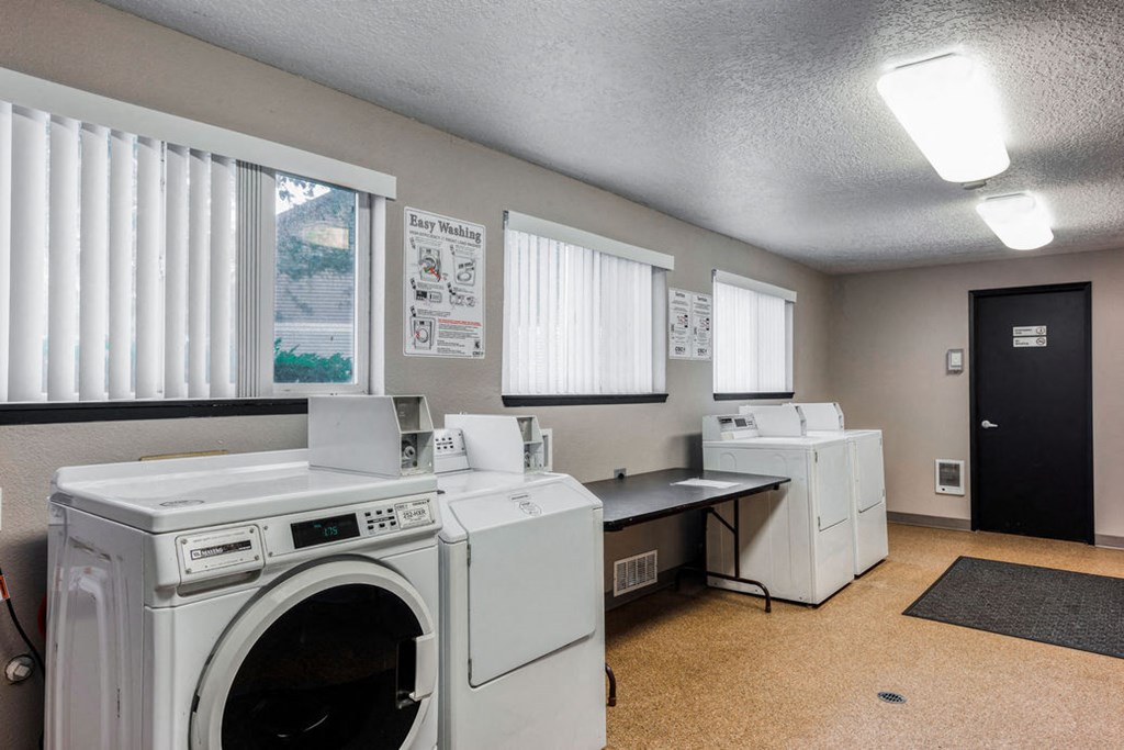 Parkmeadow Apartments Laundry Facility