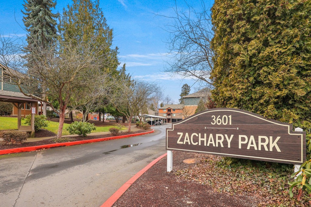 Zachary Park Apartments Property Sign