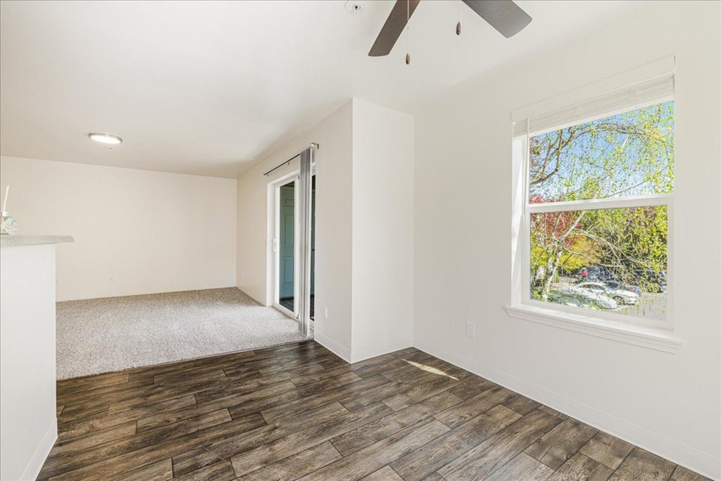 Farisswood Apartments Dining Area