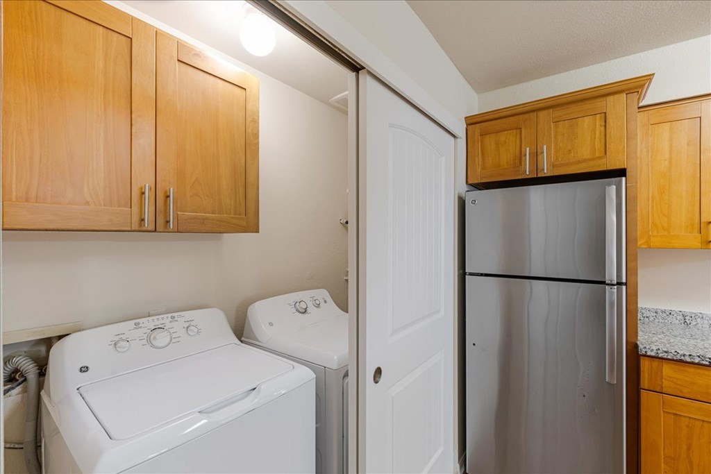 Cascade Woods washer and dryer closet