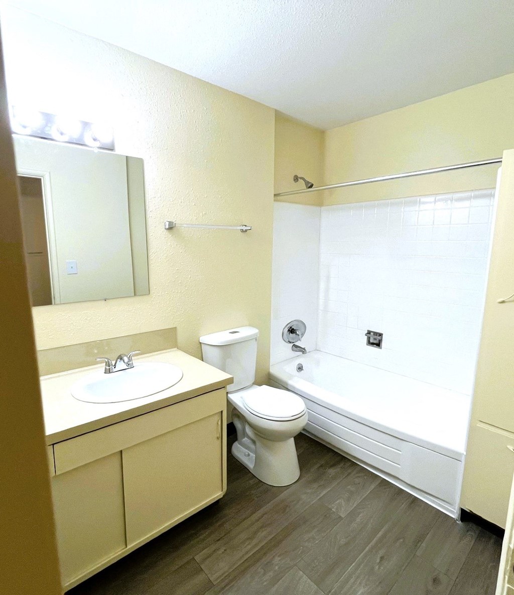 Bath Toilet Fairmount Apartments Salem, OR