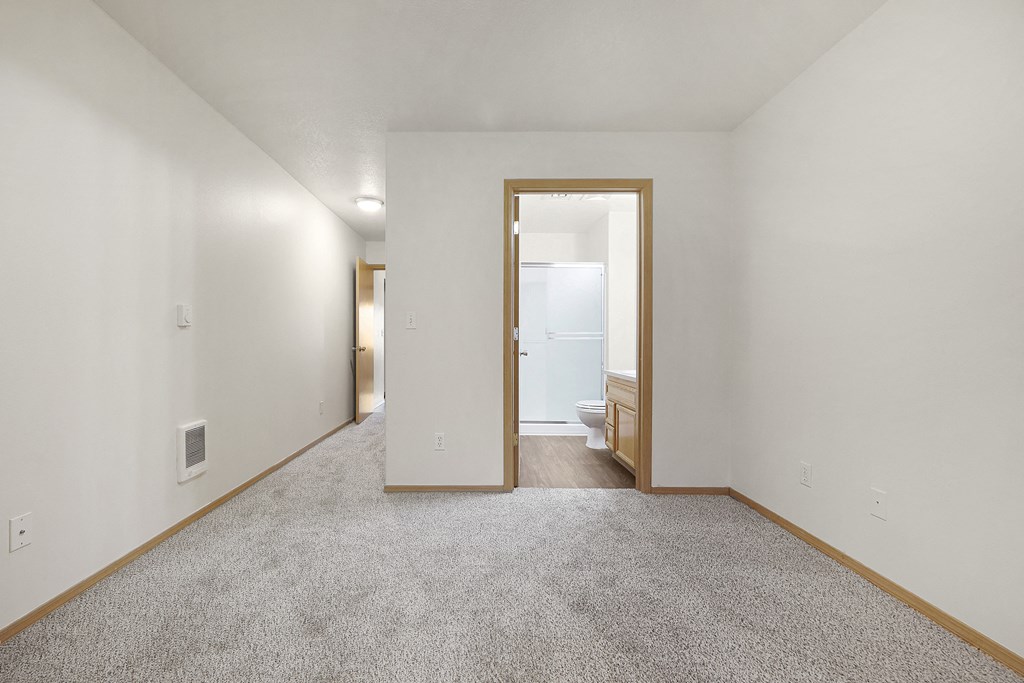 Bedroom with Bathroom