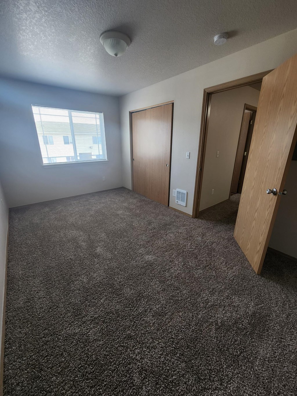 Lassam Terrace Apartments Bedroom