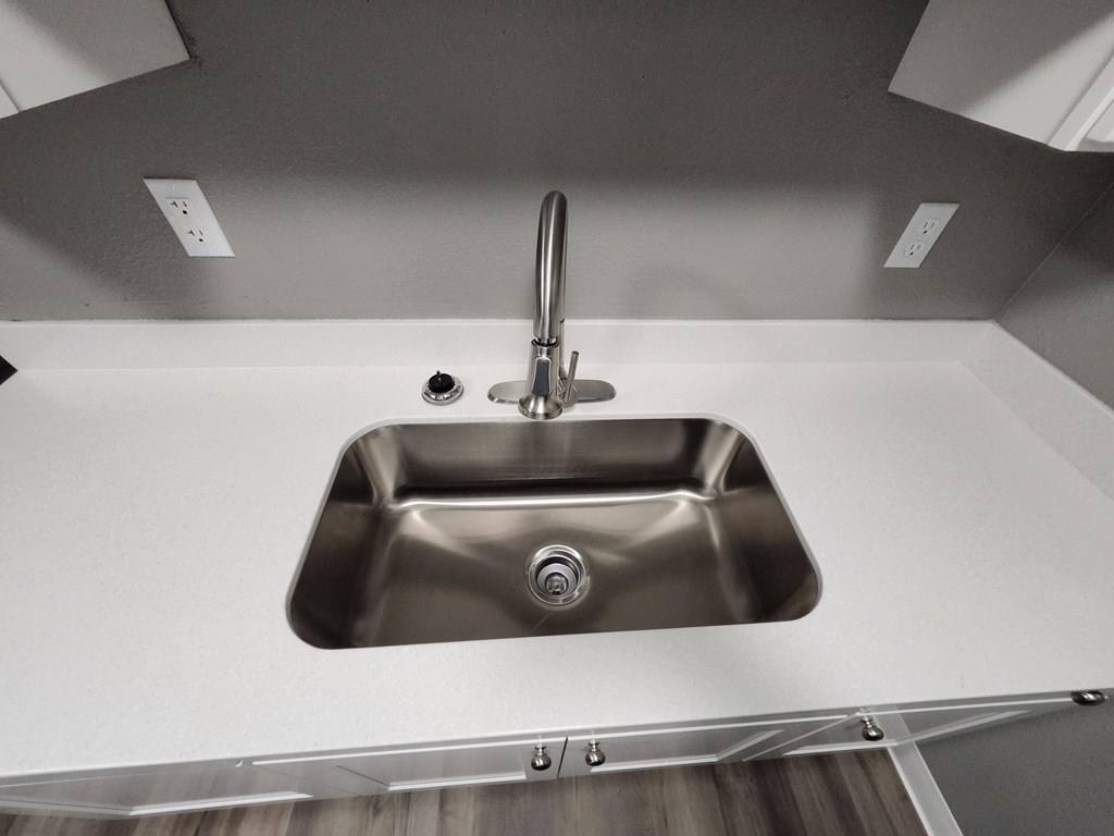 Riverbend Terrace Apartments Kitchen Sink