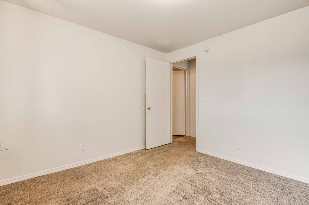 Guest Room Candlewood Apartments Forest Grove, OR